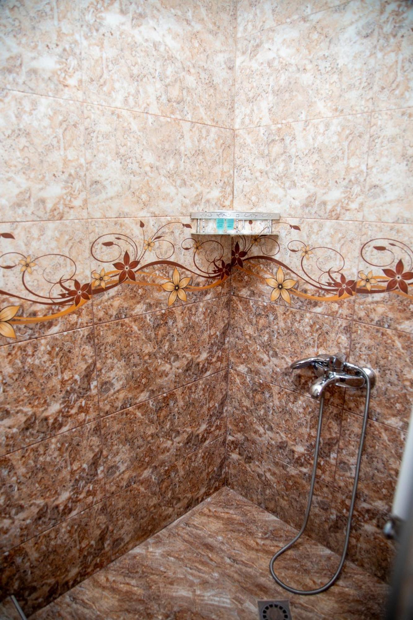 Fish Hotel Akhalkalaki Eksteriør bilde